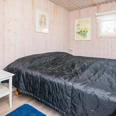 With Wood Stove & Annex Feriehus