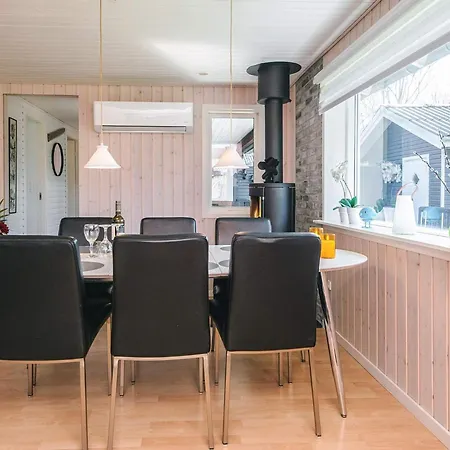 With Wood Stove & Annex Hemmet